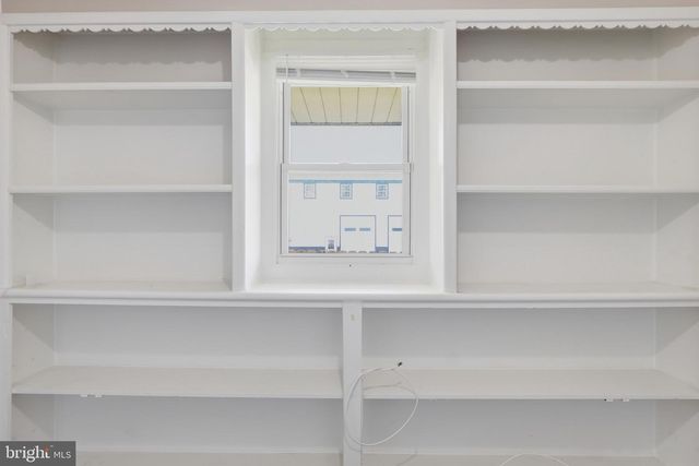 5 MCKINLEY AVE, Norwood, PA 19074