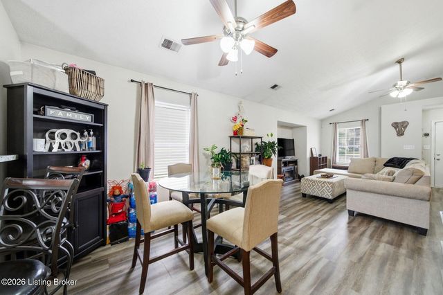 6103 Maravian Dr, Louisville, KY 40258