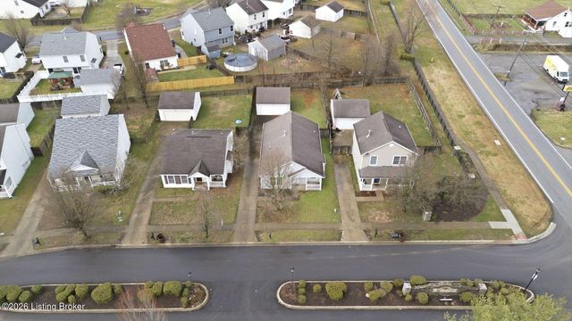 6103 Maravian Dr, Louisville, KY 40258