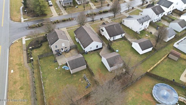 6103 Maravian Dr, Louisville, KY 40258