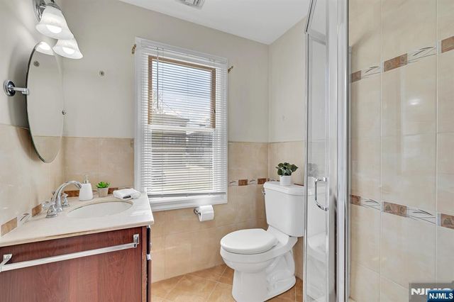 245 Kingsland Avenue, Lyndhurst, NJ 07071