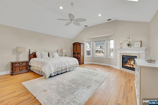 245 Kingsland Avenue, Lyndhurst, NJ 07071
