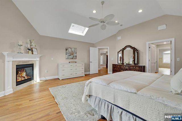 245 Kingsland Avenue, Lyndhurst, NJ 07071