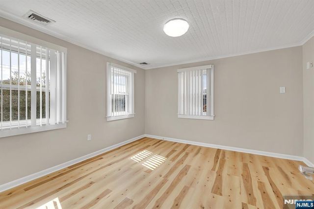 245 Kingsland Avenue, Lyndhurst, NJ 07071