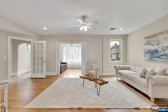 245 Kingsland Avenue, Lyndhurst, NJ 07071