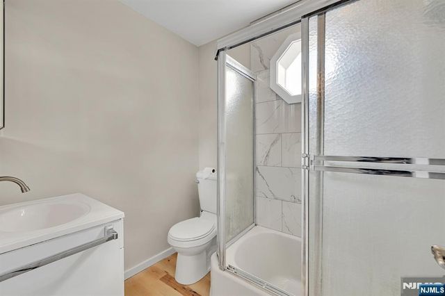 245 Kingsland Avenue, Lyndhurst, NJ 07071