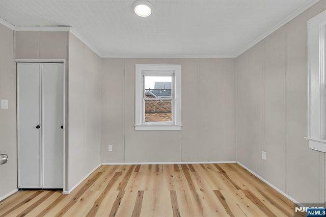245 Kingsland Avenue, Lyndhurst, NJ 07071
