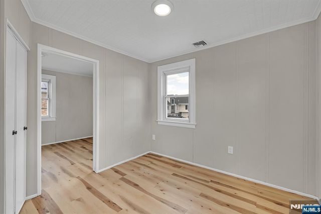 245 Kingsland Avenue, Lyndhurst, NJ 07071