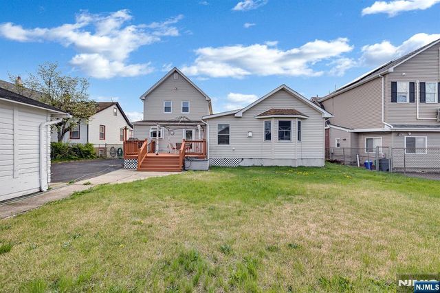 245 Kingsland Avenue, Lyndhurst, NJ 07071