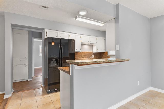 7405 Carver Avenue, Texas City, TX 77591