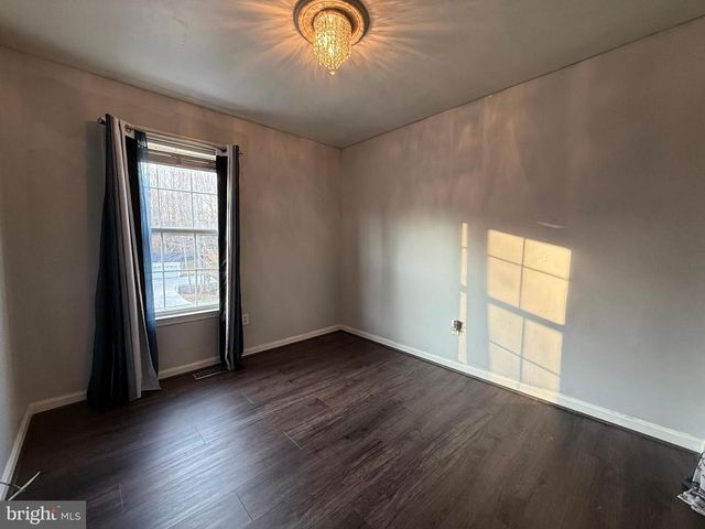 11114 ASCOT CIR, Fredericksburg, VA 22407