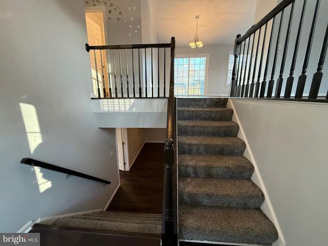 11114 ASCOT CIR, Fredericksburg, VA 22407