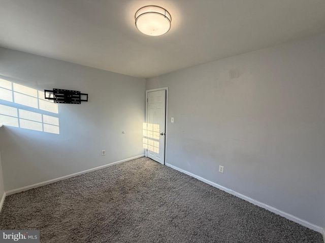 11114 ASCOT CIR, Fredericksburg, VA 22407