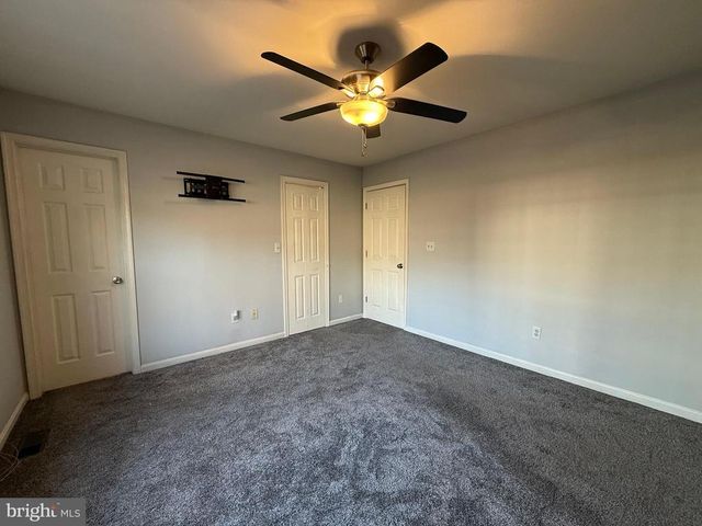 11114 ASCOT CIR, Fredericksburg, VA 22407