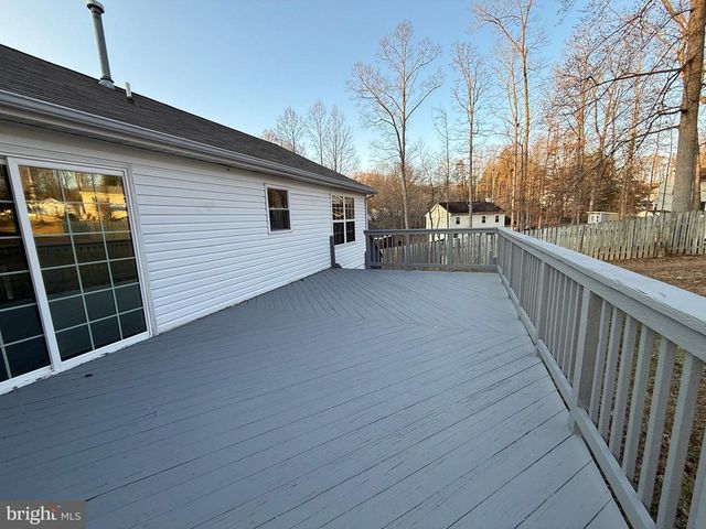 11114 ASCOT CIR, Fredericksburg, VA 22407