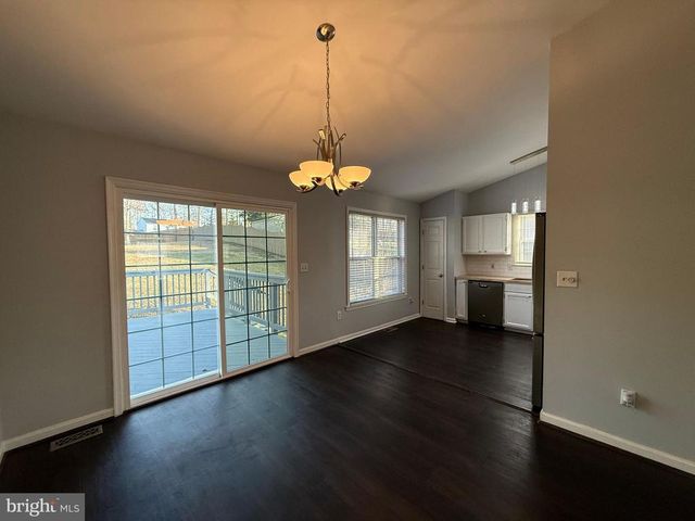 11114 ASCOT CIR, Fredericksburg, VA 22407