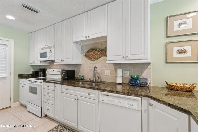 3328 SEA MARSH Road, Fernandina Beach, FL 32034