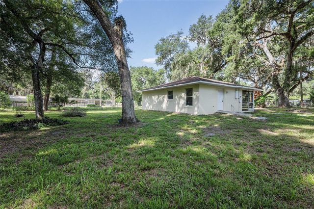 11445 CR 675, Webster, FL 33597