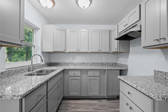 11445 CR 675, Webster, FL 33597