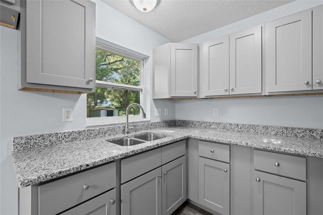 11445 CR 675, Webster, FL 33597