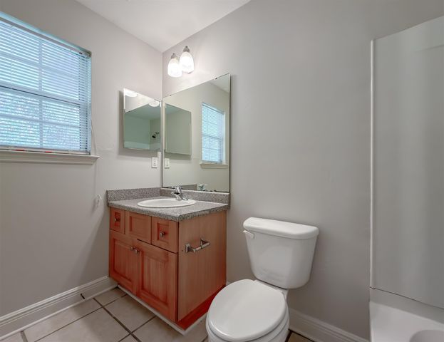 3289 Sawtooth Drive, Tallahassee, FL 32303