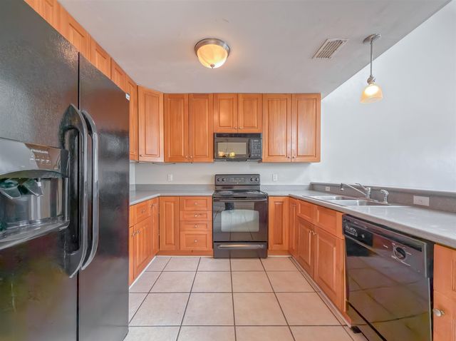 3289 Sawtooth Drive, Tallahassee, FL 32303