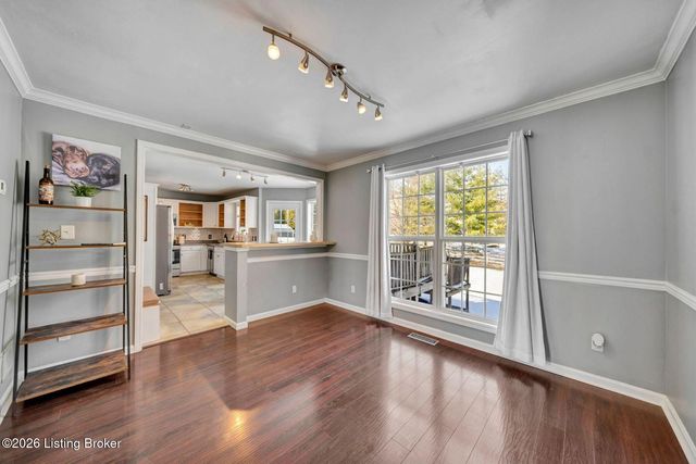 7121 Apple Orchard Ln, Crestwood, KY 40014