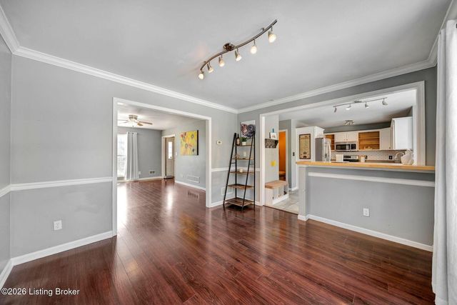 7121 Apple Orchard Ln, Crestwood, KY 40014