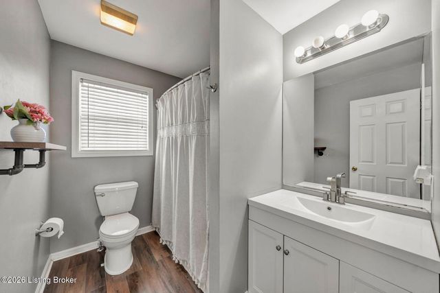 7121 Apple Orchard Ln, Crestwood, KY 40014