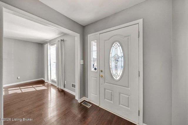 7121 Apple Orchard Ln, Crestwood, KY 40014