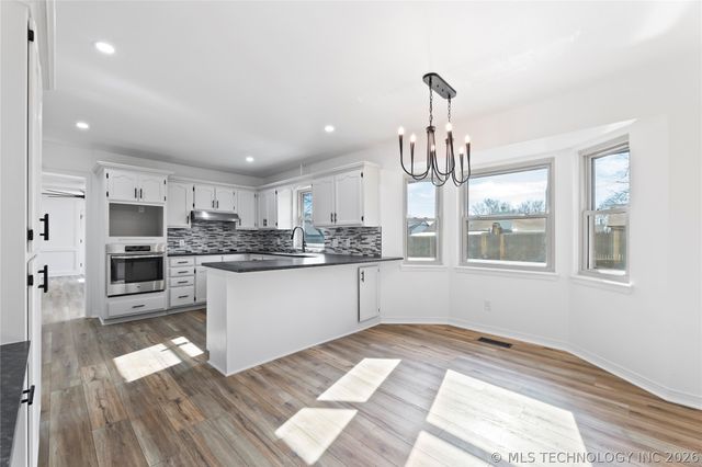 10924 E 66th Street, Tulsa, OK 74133