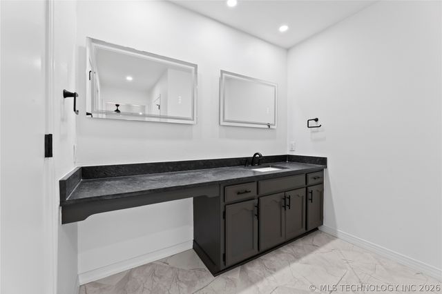 10924 E 66th Street, Tulsa, OK 74133