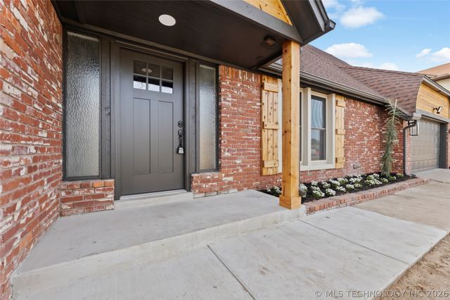 10924 E 66th Street, Tulsa, OK 74133