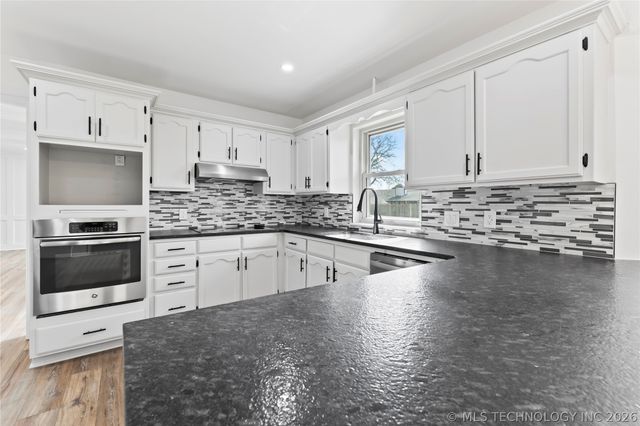 10924 E 66th Street, Tulsa, OK 74133