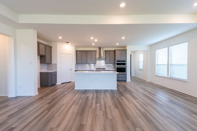 2701 Webb Avenue, Aubrey, TX 76227