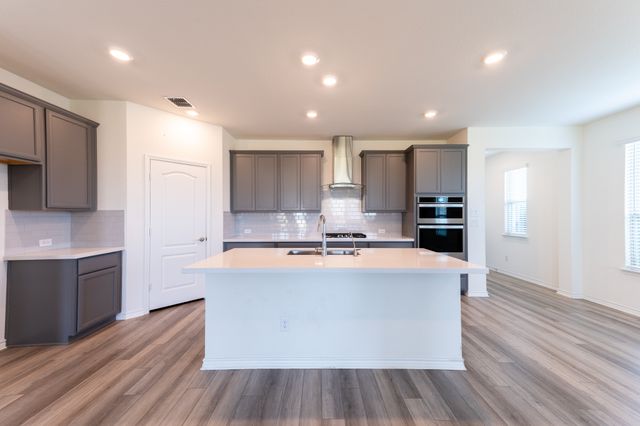 2701 Webb Avenue, Aubrey, TX 76227