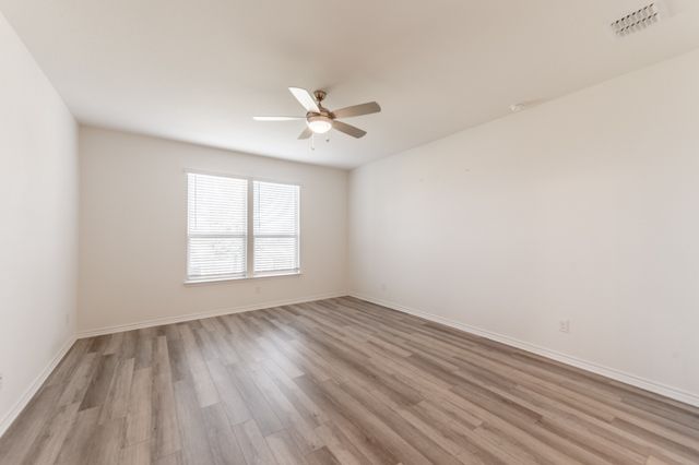 2701 Webb Avenue, Aubrey, TX 76227