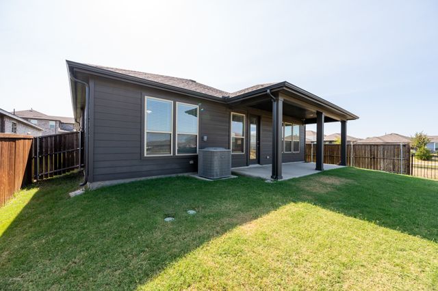 2701 Webb Avenue, Aubrey, TX 76227