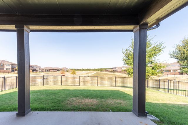 2701 Webb Avenue, Aubrey, TX 76227