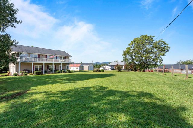 4115 Locust Hill Road, Taylors, SC 29687