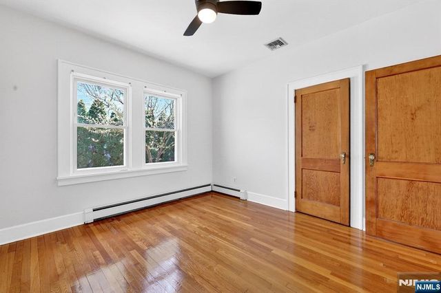 266 Central Avenue, Paramus, NJ 07652