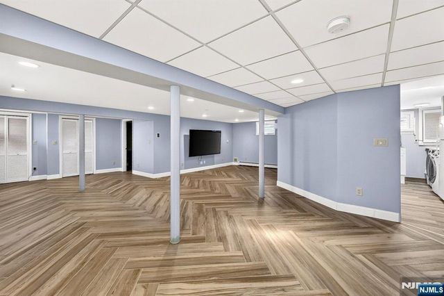 266 Central Avenue, Paramus, NJ 07652