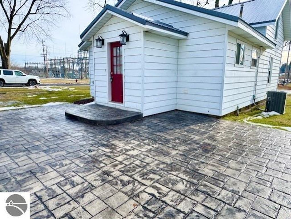 Image 19 of property listing at 602 N Mill Street, Alma, MI 48801