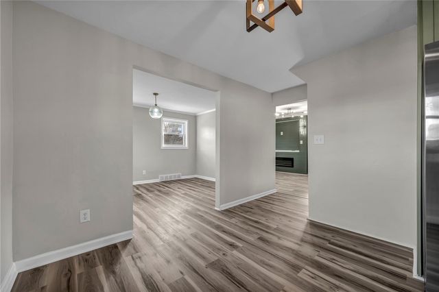 465 Fernhill Ave, Brookline, PA 15226