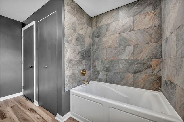 465 Fernhill Ave, Brookline, PA 15226