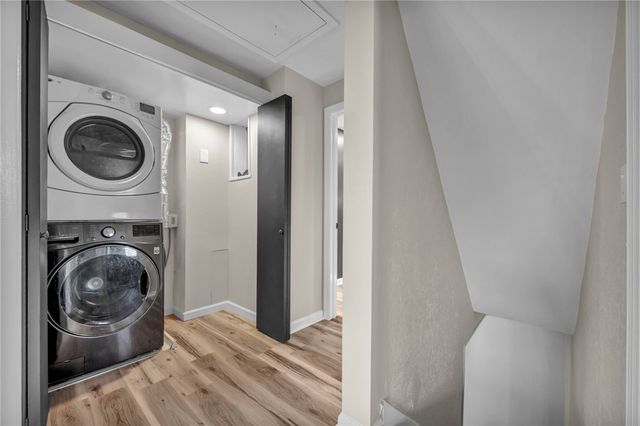 465 Fernhill Ave, Brookline, PA 15226