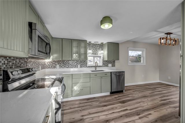 465 Fernhill Ave, Brookline, PA 15226