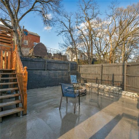 465 Fernhill Ave, Brookline, PA 15226