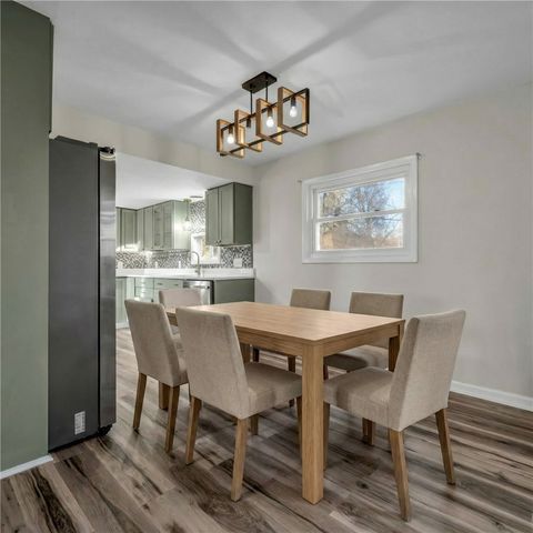 465 Fernhill Ave, Brookline, PA 15226