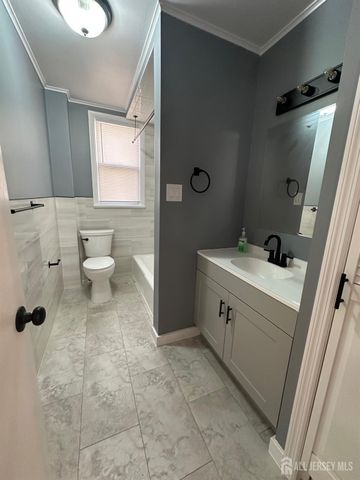 28 Bird Avenue, Iselin, NJ 08830